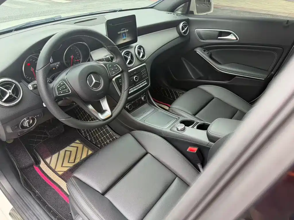 Mercedes-Benz CLA (Import) — миниатюра 8