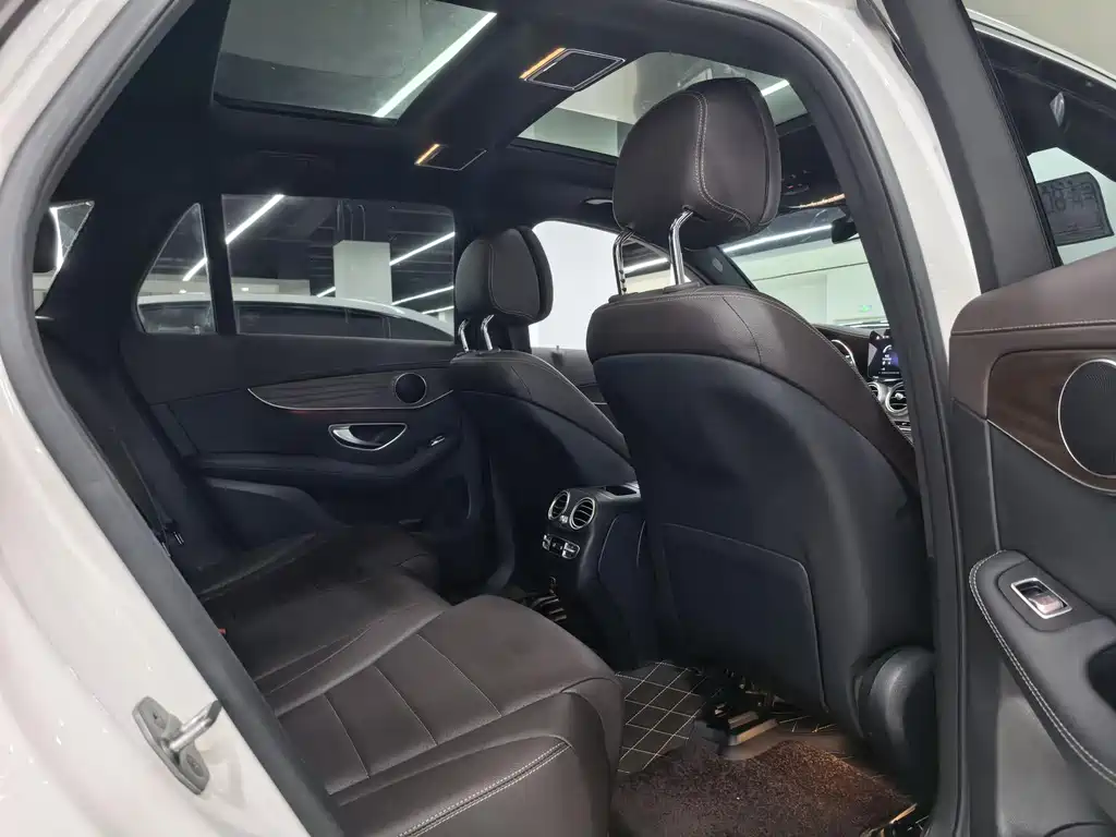 Mercedes-Benz GLC — миниатюра 8