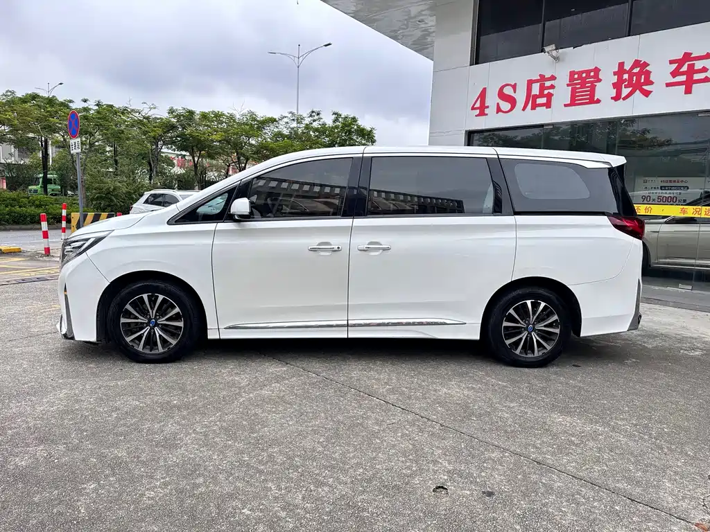 GAC Motor Trumpchi M8 — миниатюра 7