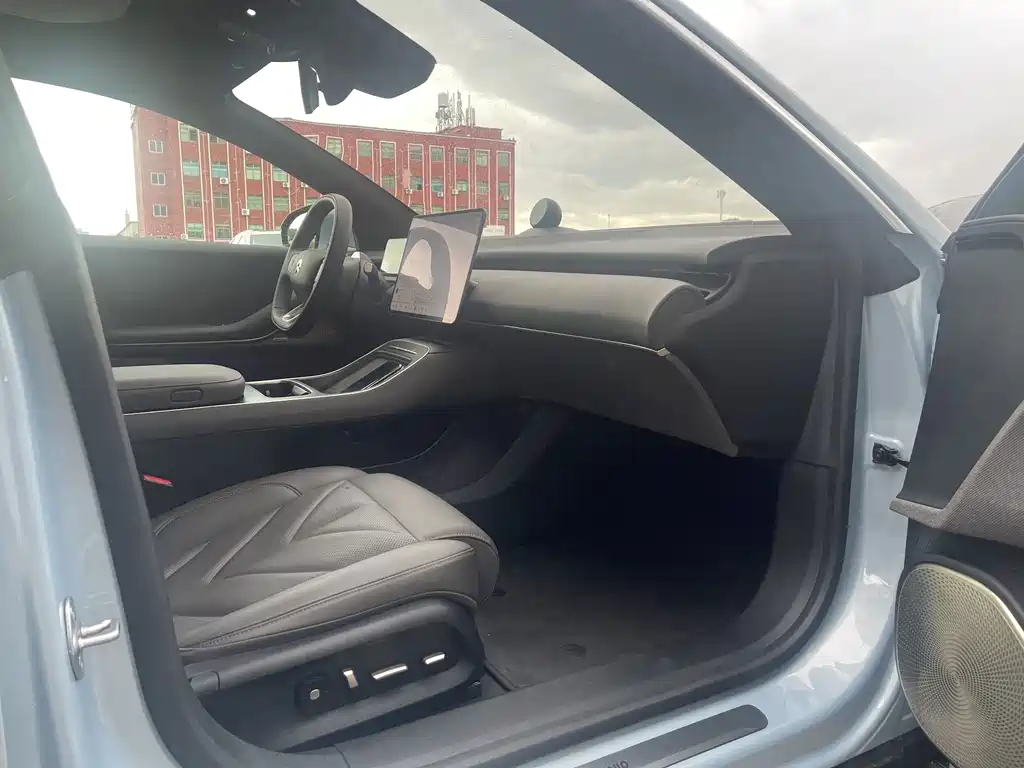 NIO ET5T — миниатюра 13