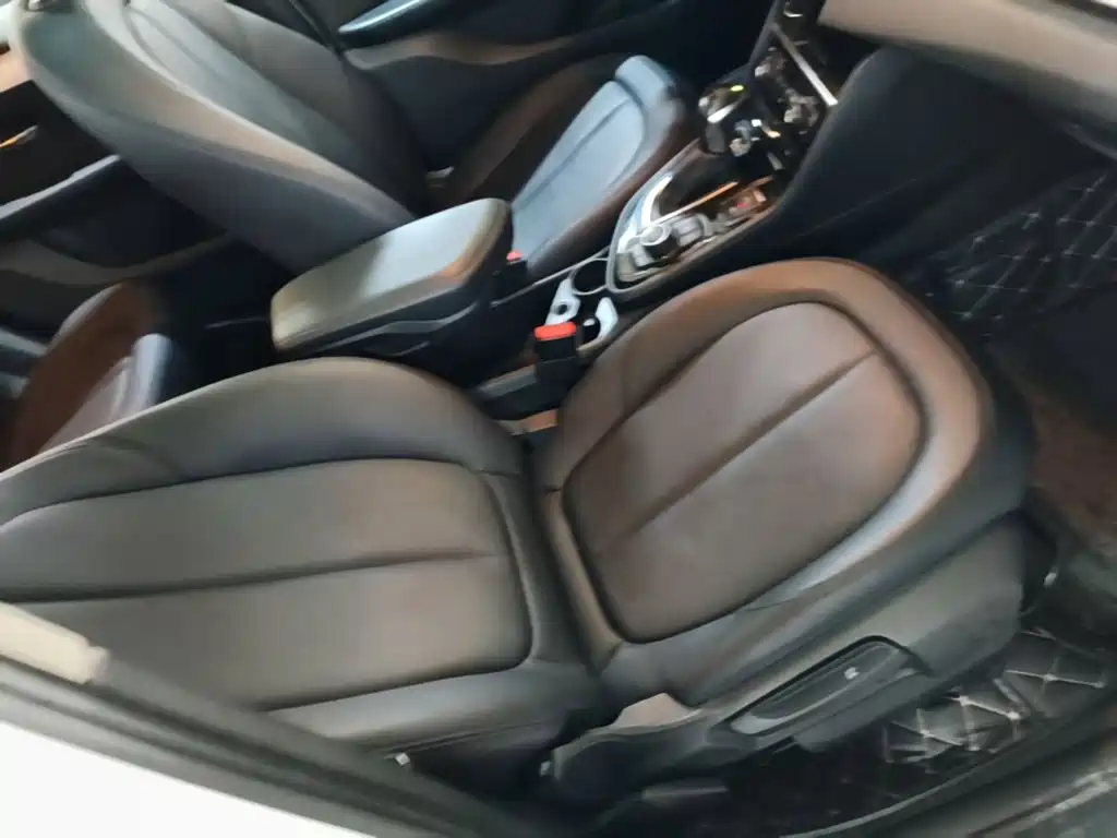 BMW 2 Series Active Tourer (Import) — миниатюра 25