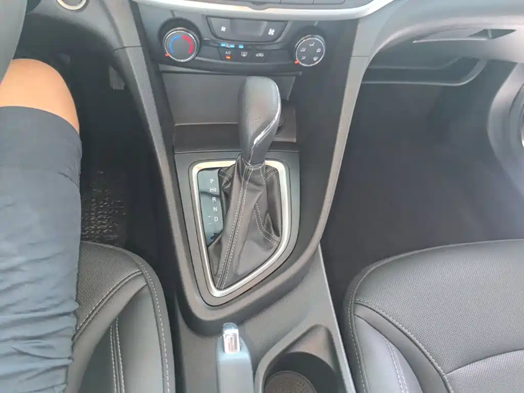 Buick Excelle — миниатюра 14