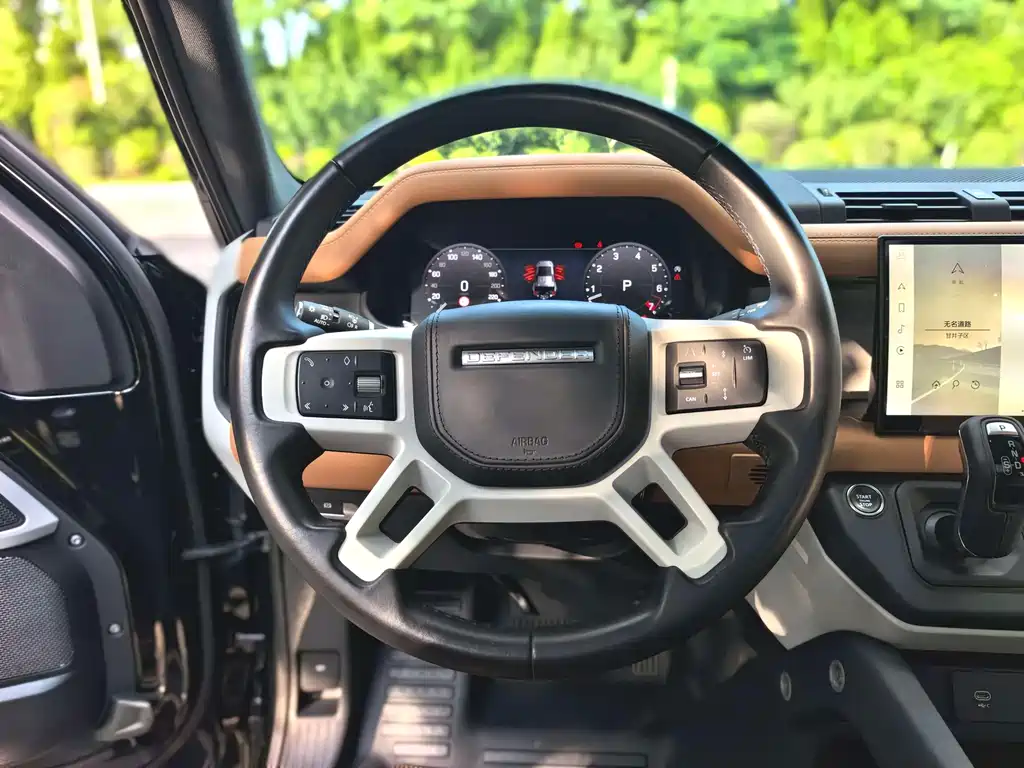 Land Rover Defender — миниатюра 12