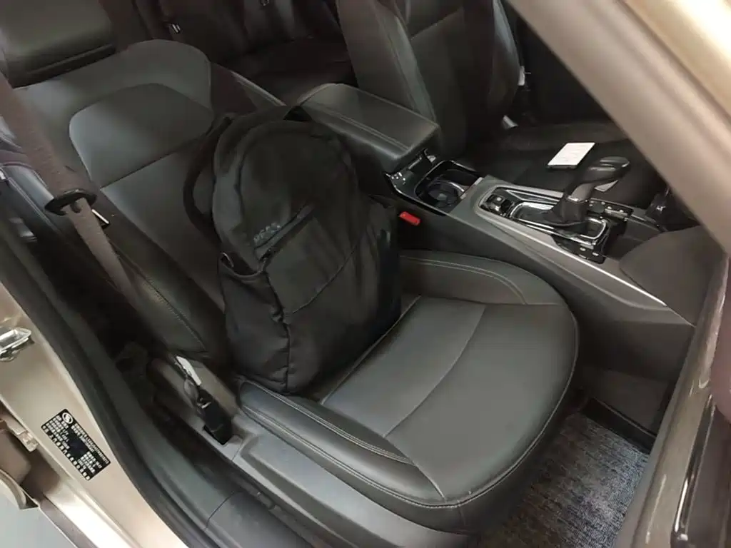 Chevrolet Malibu — миниатюра 25