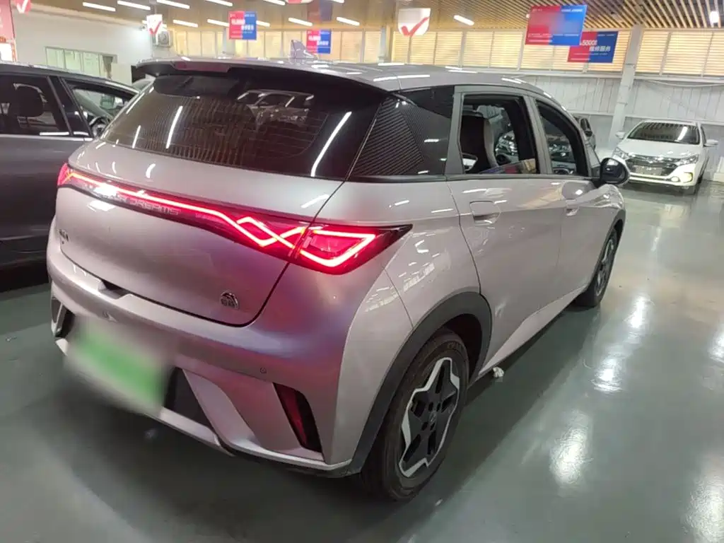 BYD Dolphin — миниатюра 7