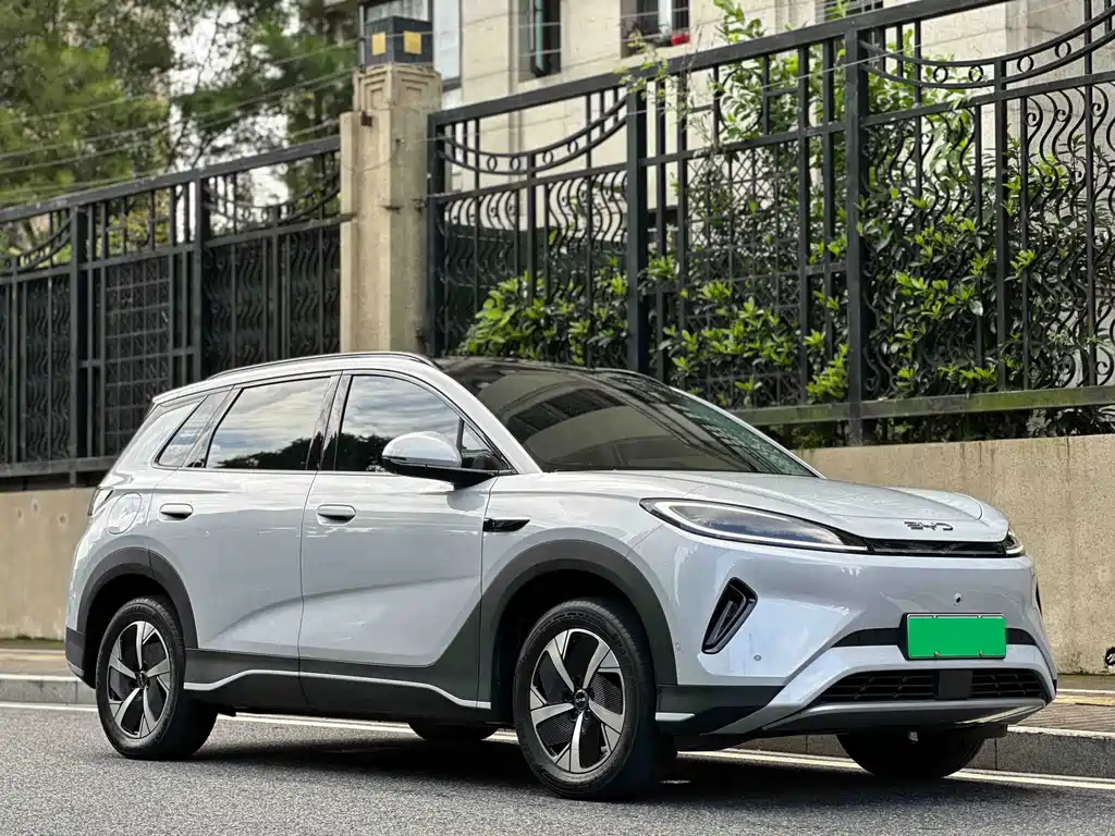 BYD Sealion 05 EV — миниатюра 3