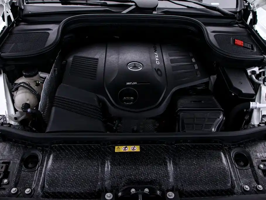 Mercedes-Benz GLS — миниатюра 22