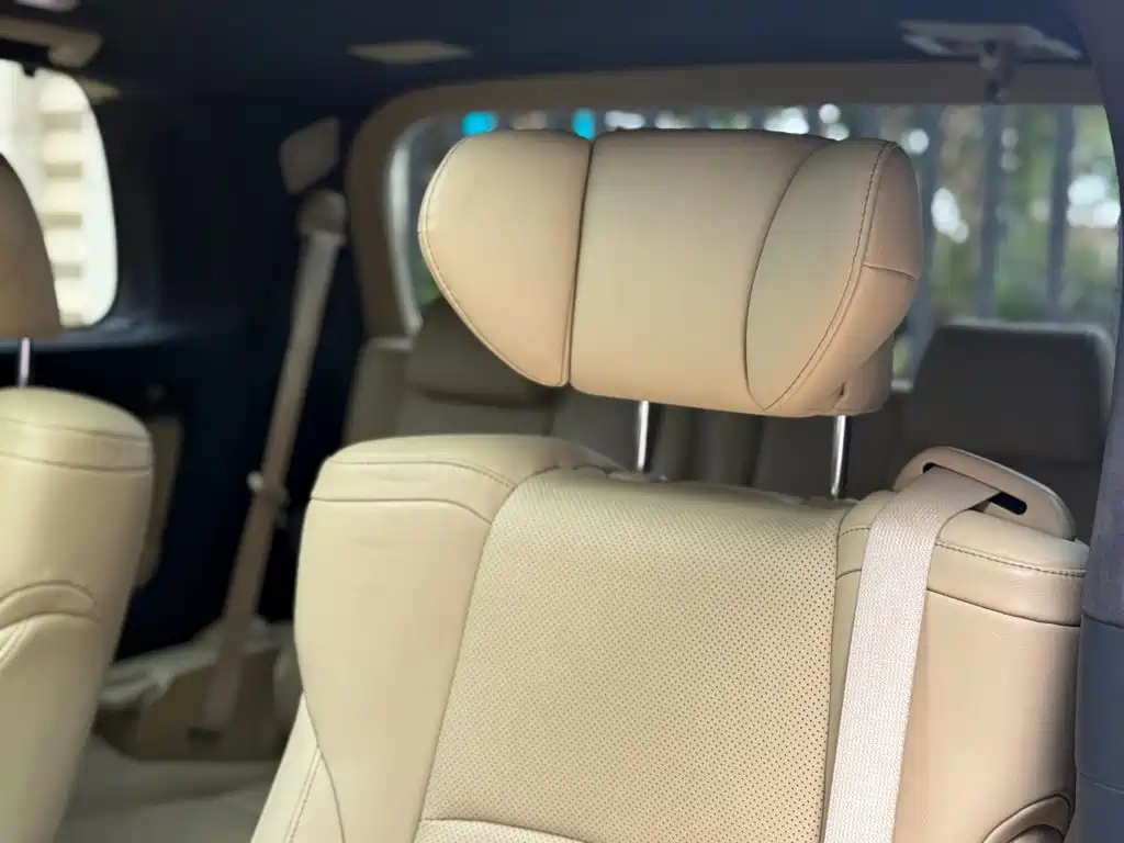 Toyota Alphard — миниатюра 13