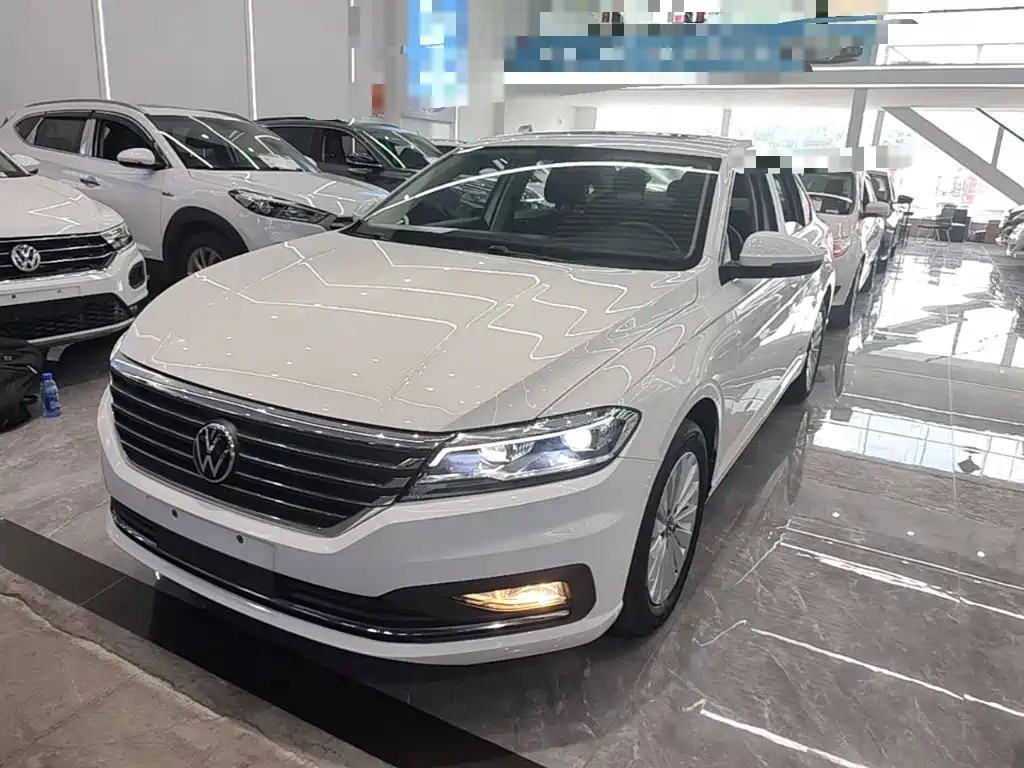 Volkswagen Lavida — миниатюра 2