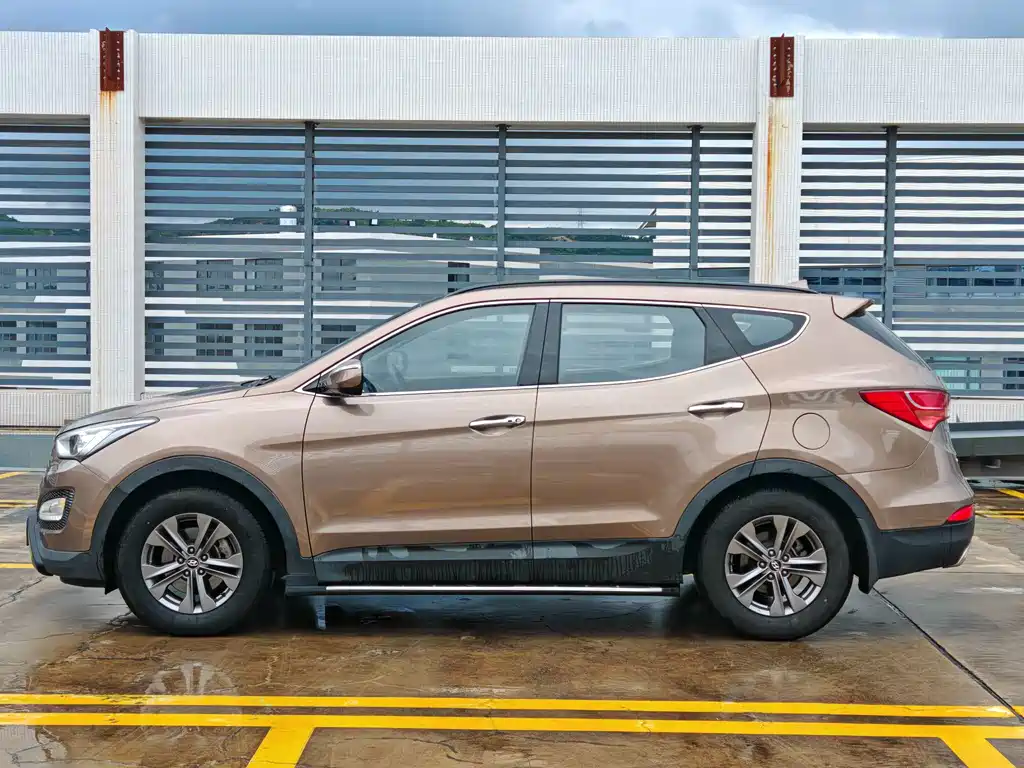 Hyundai Santa Fe — миниатюра 4