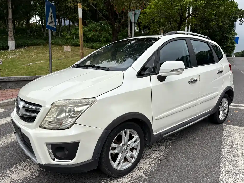 Changan CX20 2015