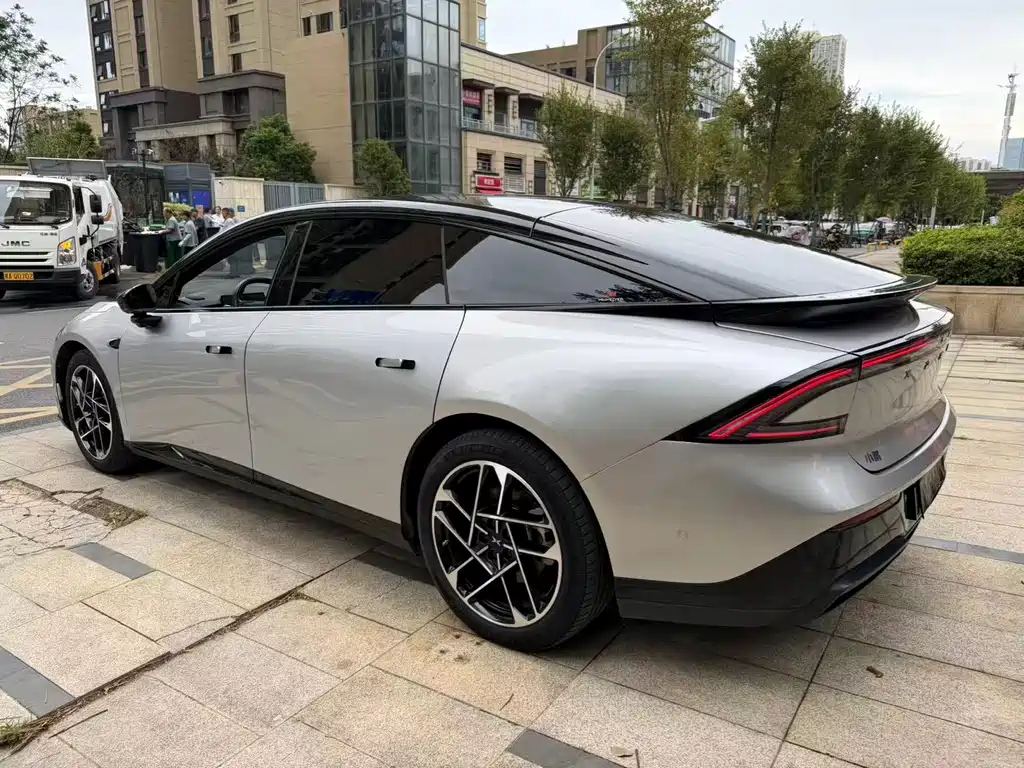 XPeng P7+ — миниатюра 9