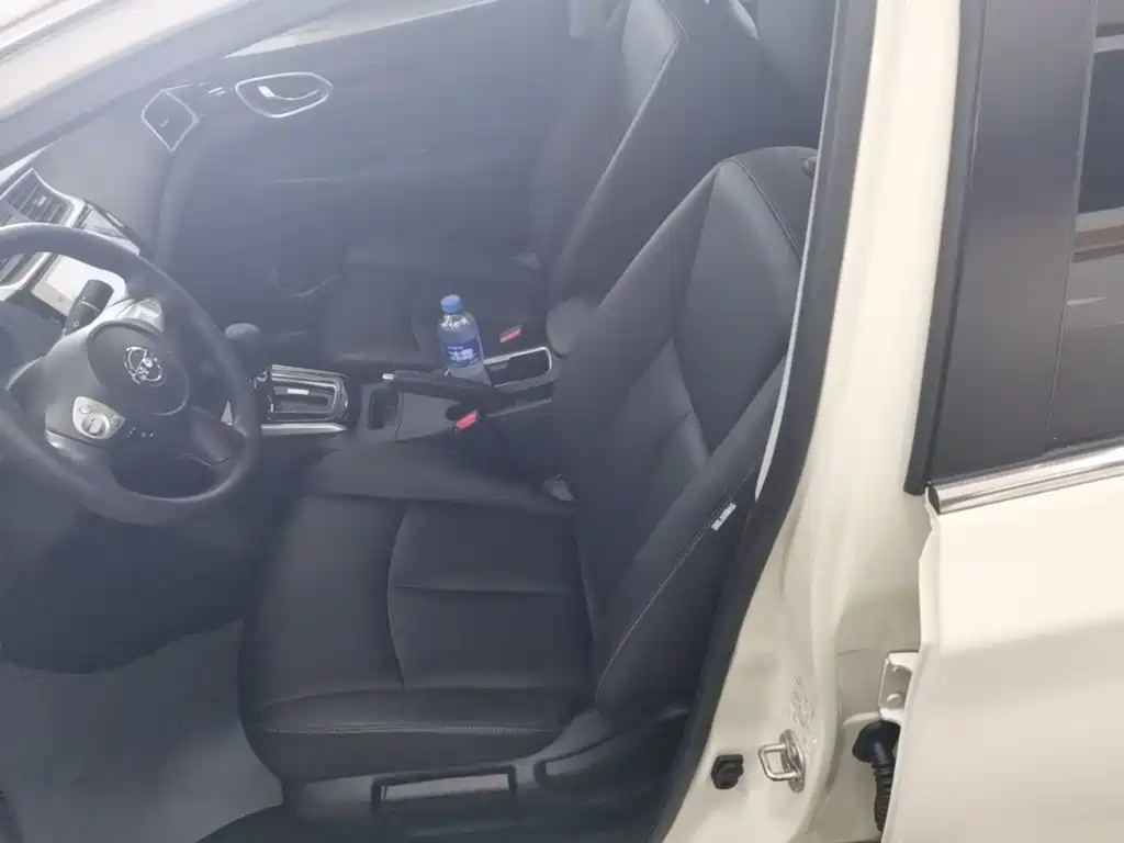 Nissan Sylphy — миниатюра 15