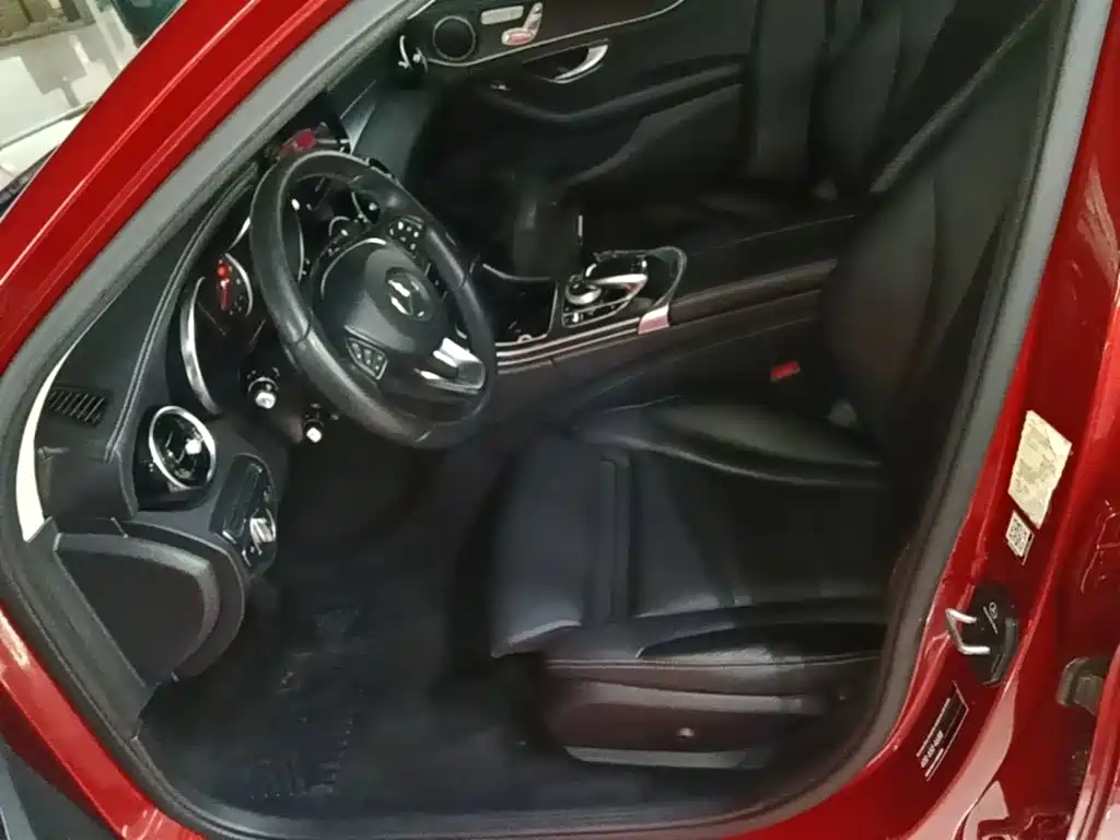 Mercedes-Benz C-Class — миниатюра 15