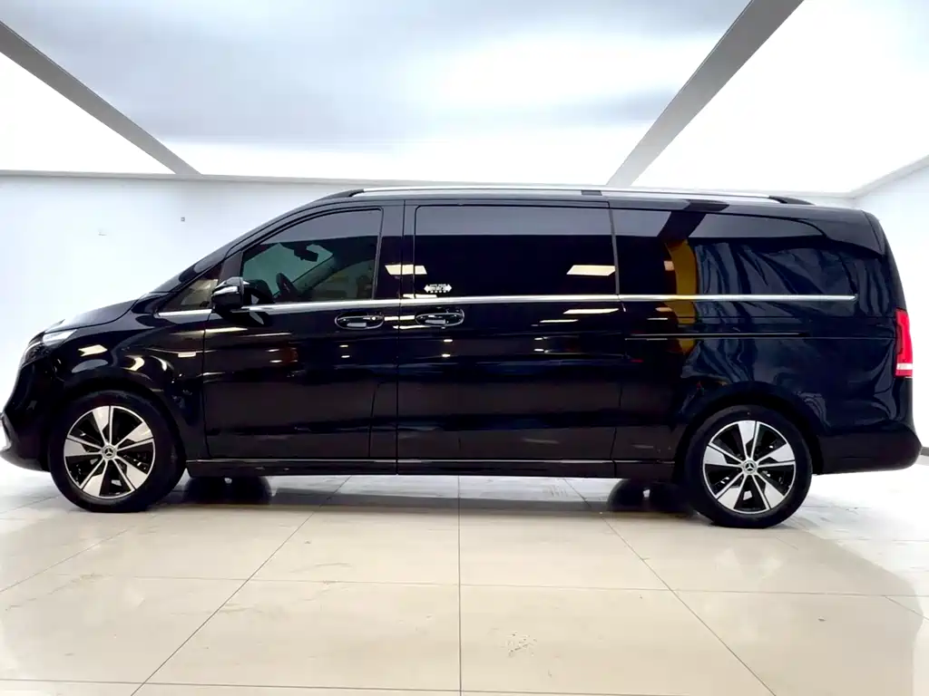 Mercedes-Benz V-Class — миниатюра 10