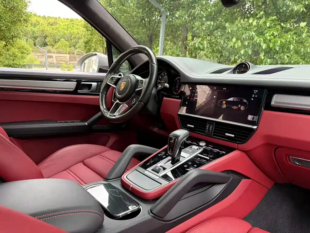 Porsche Cayenne — миниатюра 14