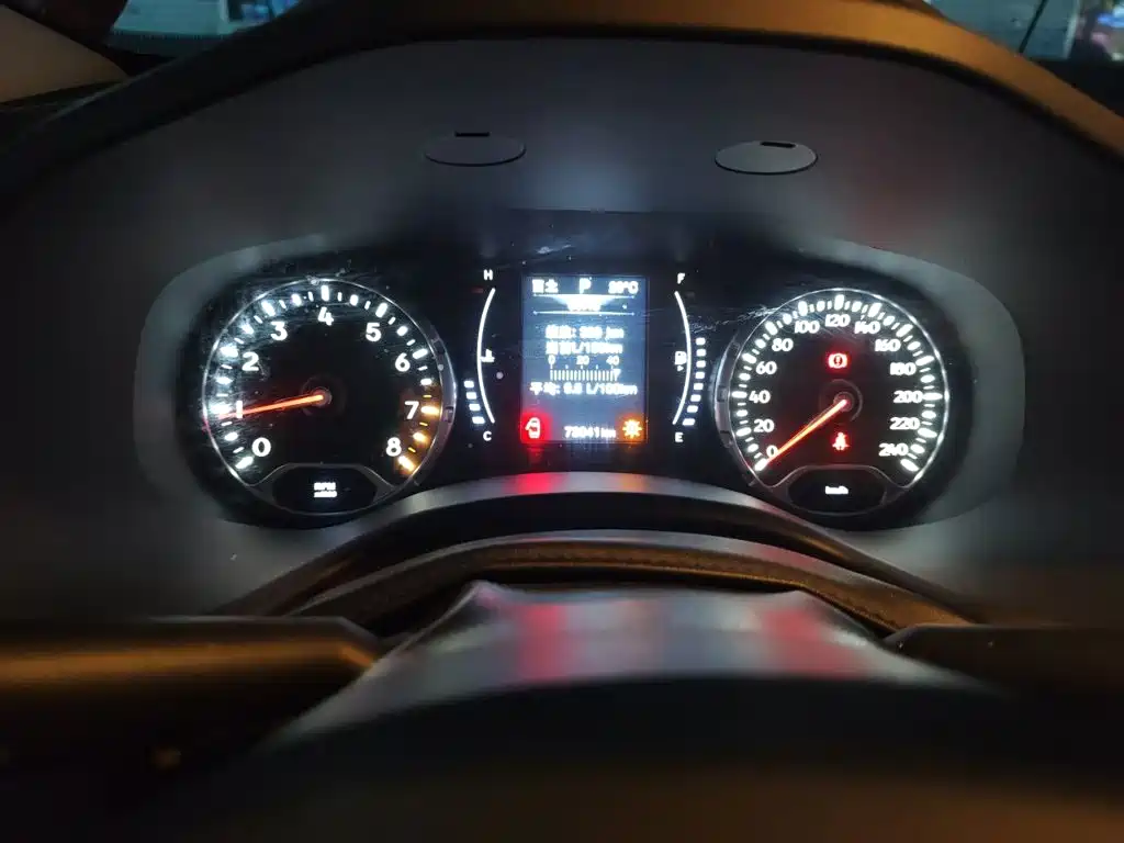 Jeep Renegade — миниатюра 7