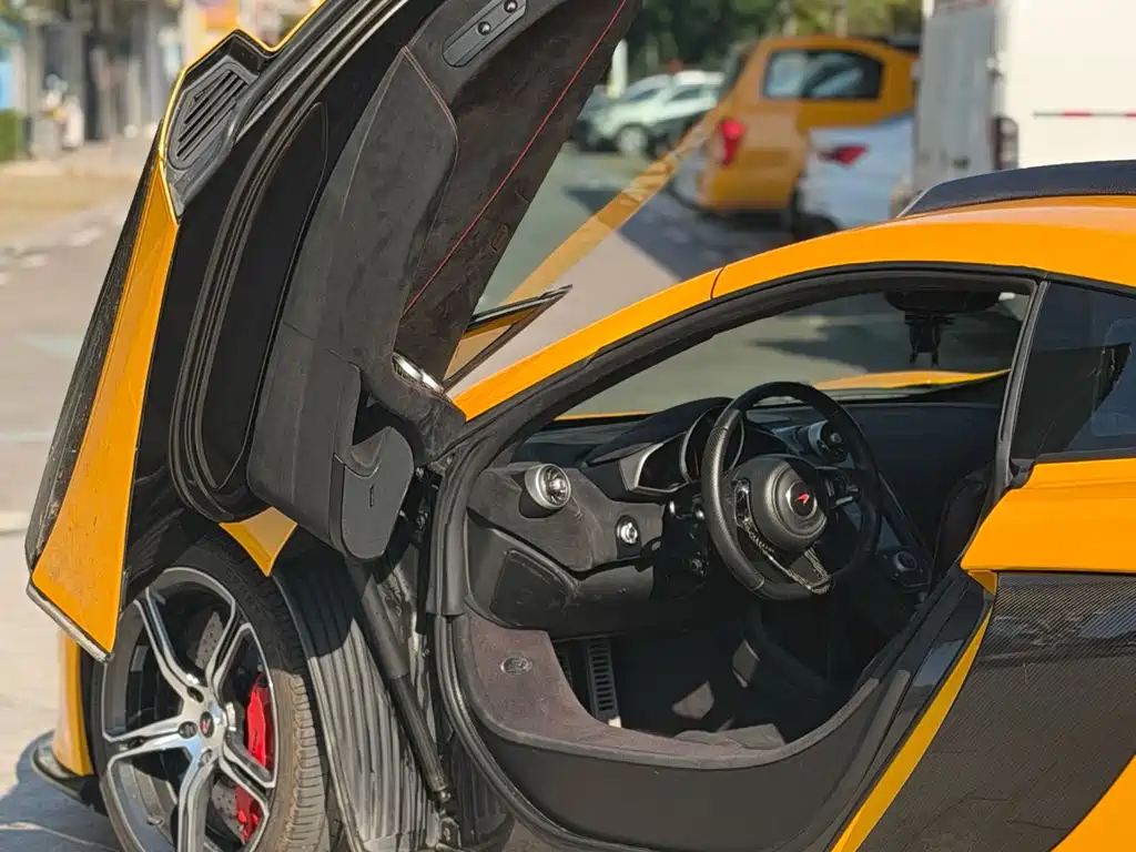 McLaren 650S — миниатюра 9