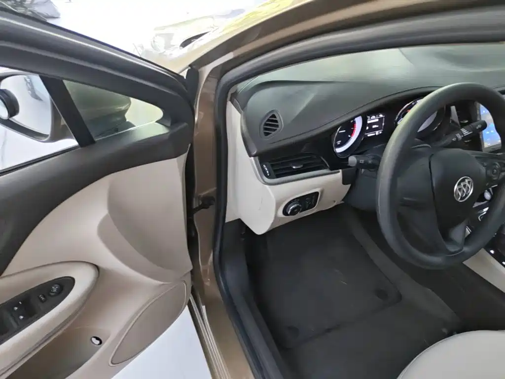 Buick Verano — миниатюра 16