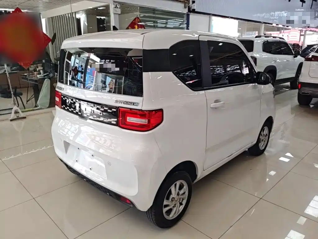 Wuling MINIEV — миниатюра 7