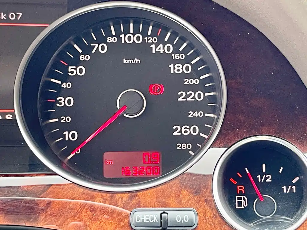 Audi A8 — миниатюра 13