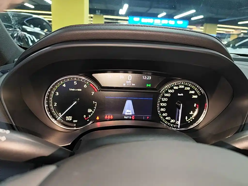 Cadillac CT4 — миниатюра 12
