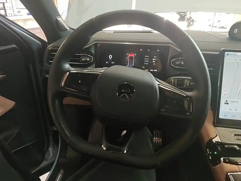 NIO ES6 — миниатюра 11