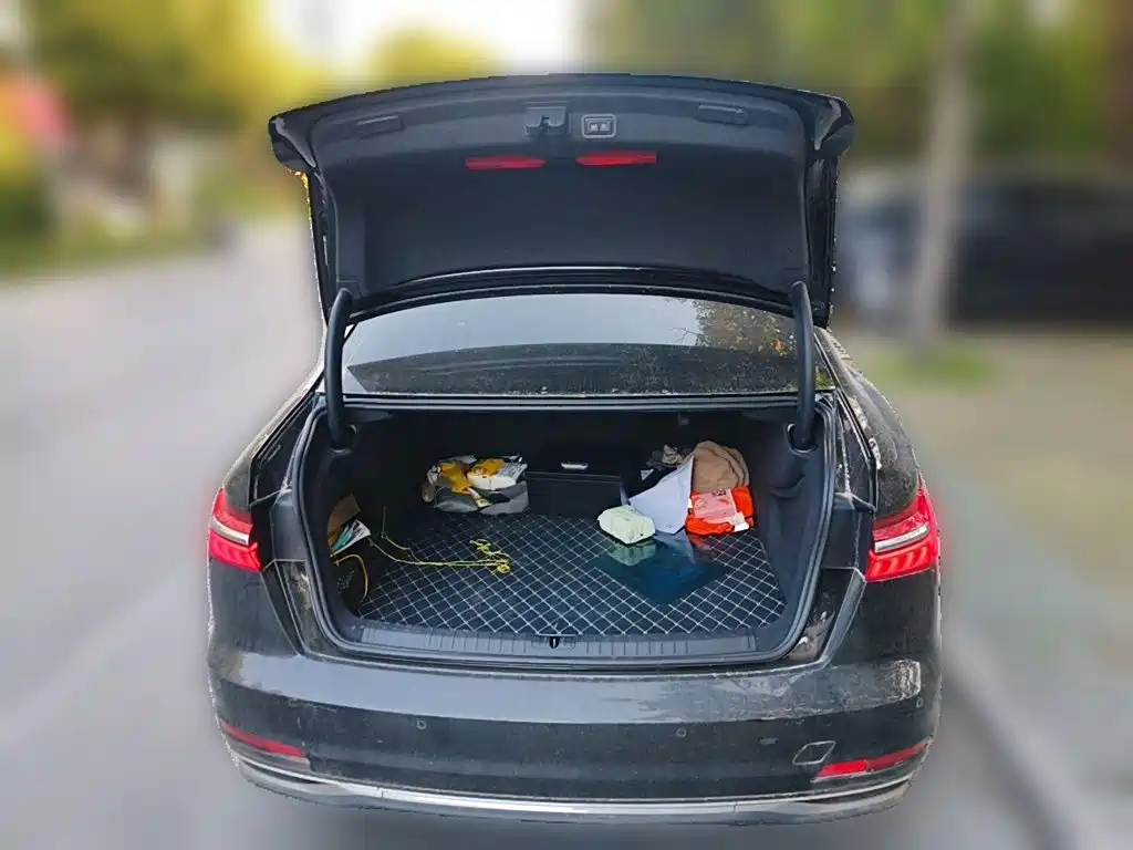 Audi A6L — миниатюра 10