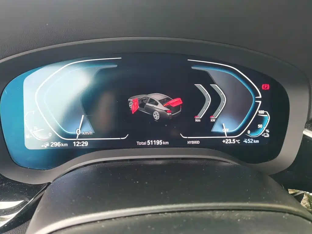 BMW 5 Series New Energy — миниатюра 7