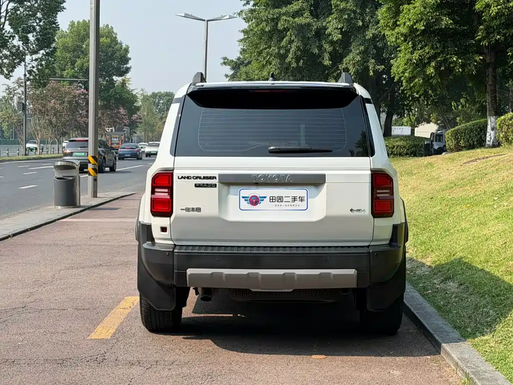 Toyota Prado — миниатюра 5