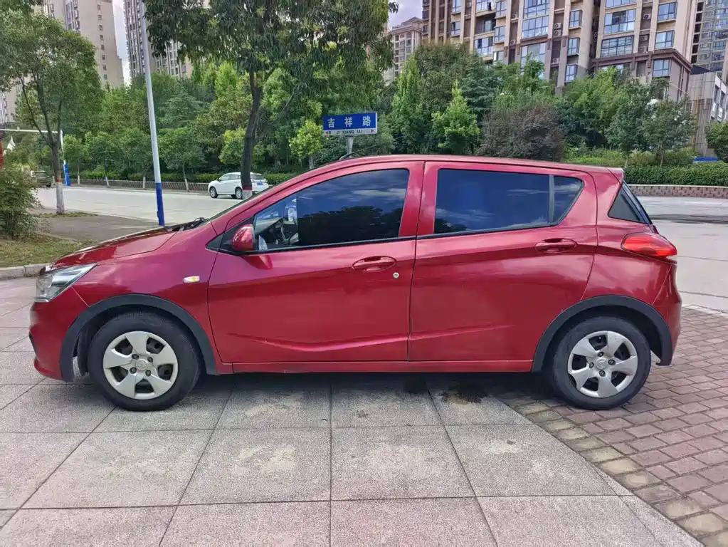 Baojun 310 — миниатюра 3