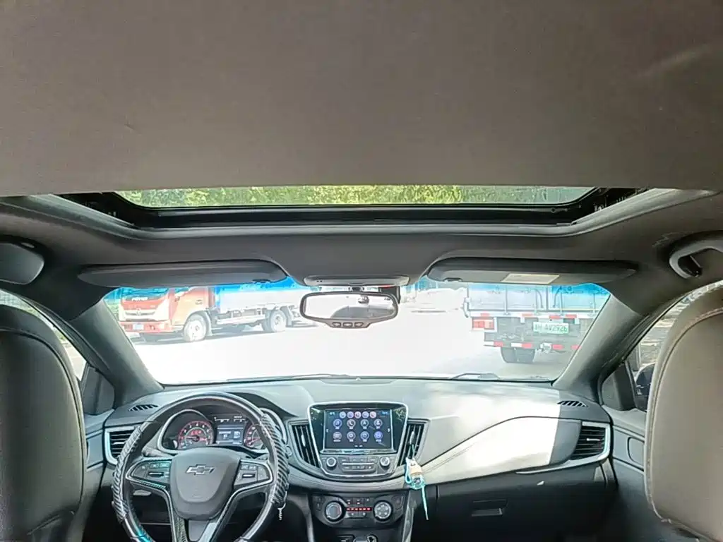 Chevrolet Monza — миниатюра 18
