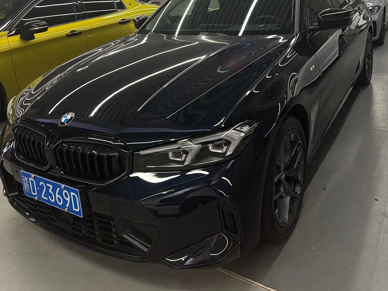 宝马3系 2025款 330Li M运动曜夜套装 2025