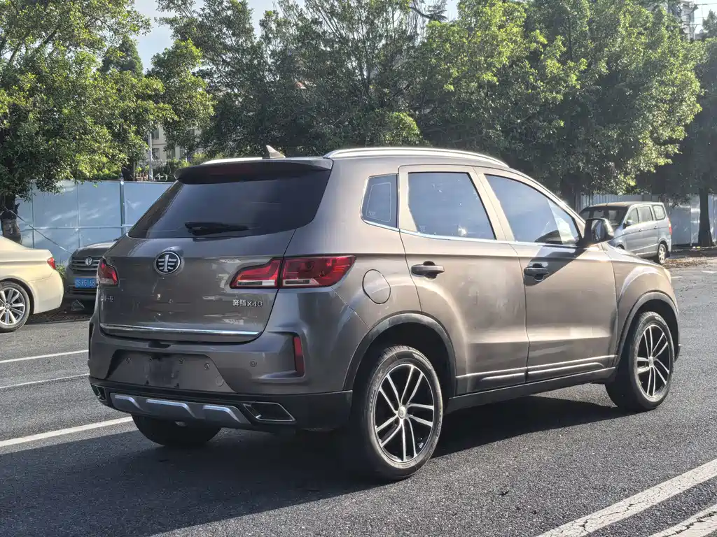 Bestune X40 — миниатюра 4
