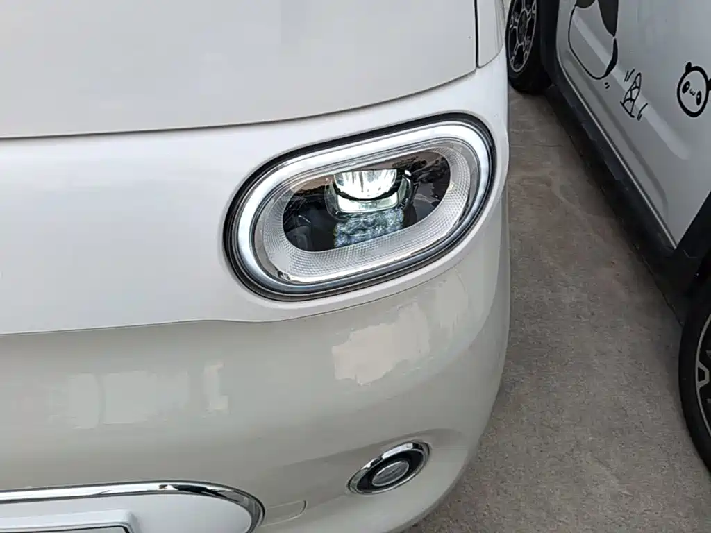 Wuling MINIEV — миниатюра 24