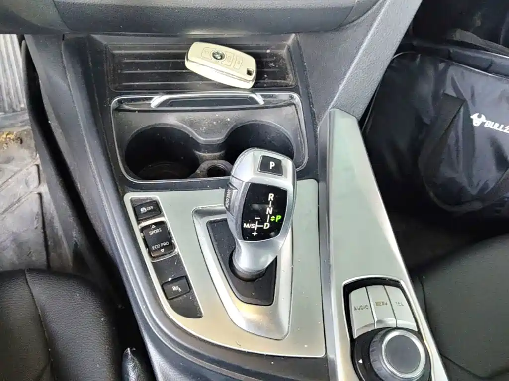 BMW 3 Series — миниатюра 10