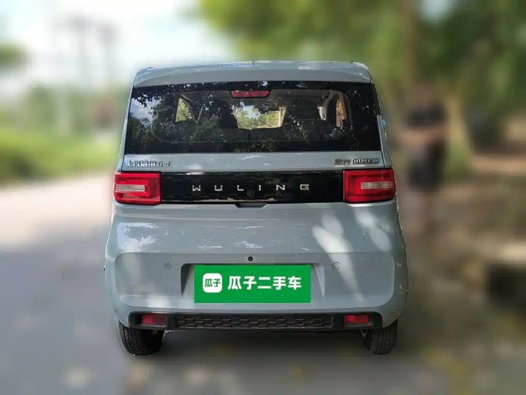 Wuling MINIEV — миниатюра 3