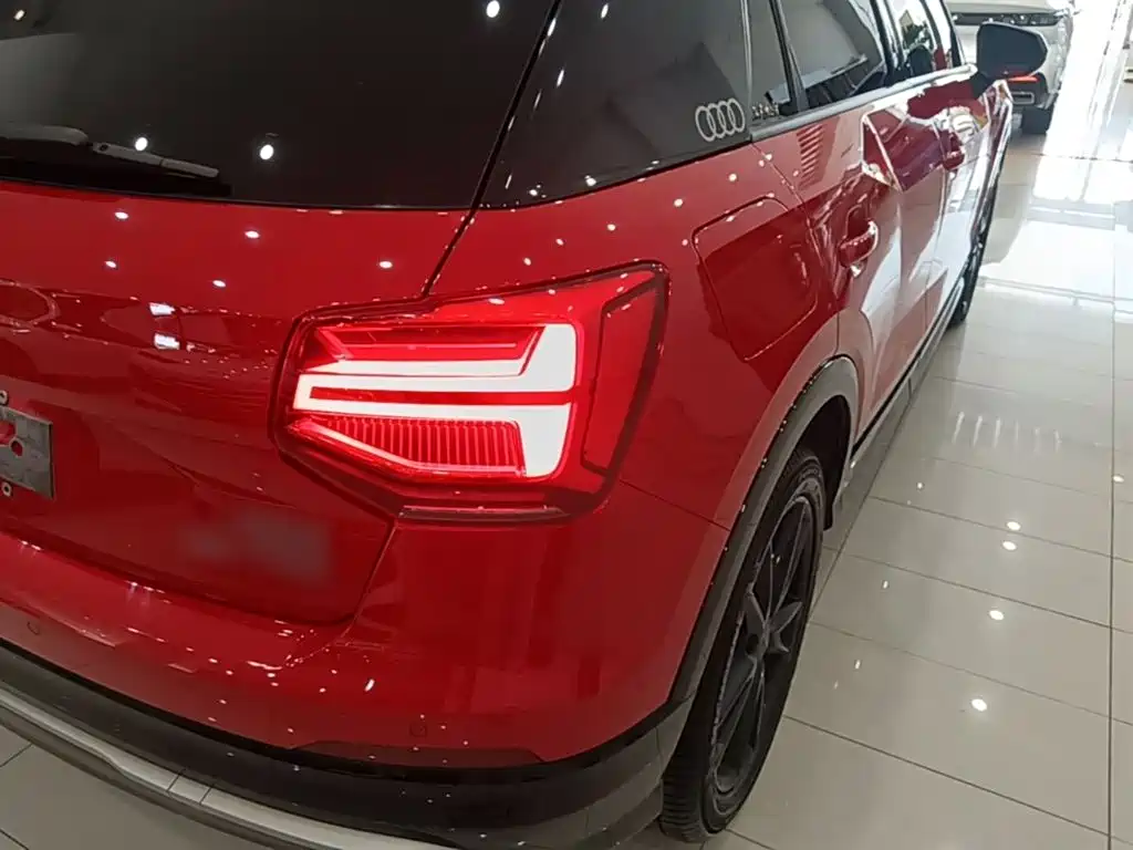 Audi Q2L — миниатюра 8