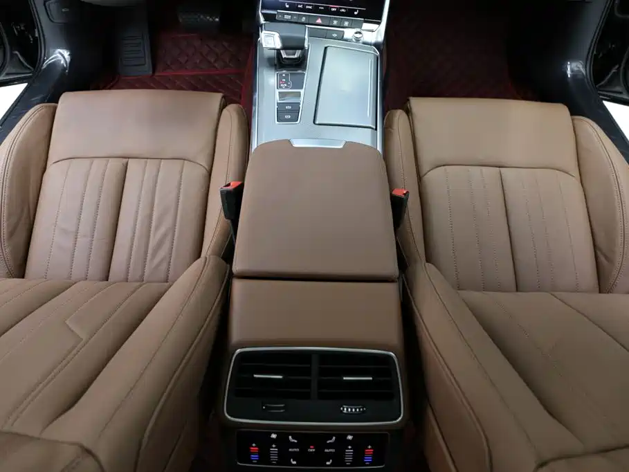 Audi A6L — миниатюра 10