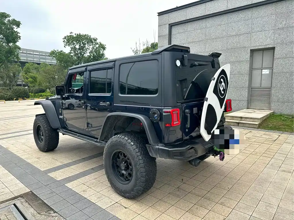 Jeep Wrangler — миниатюра 4