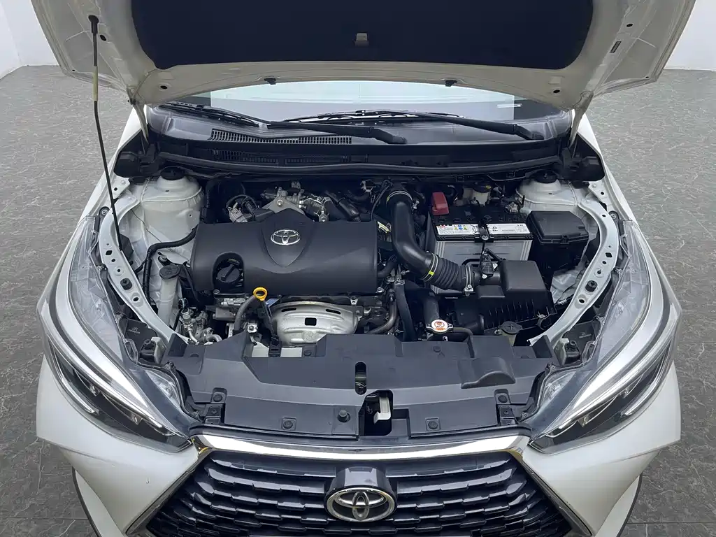 Toyota Yaris L — миниатюра 17