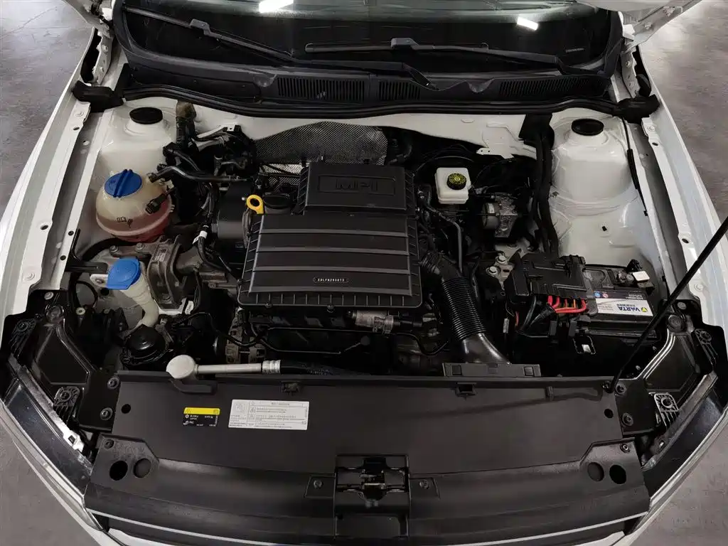 Volkswagen Bora 2019 1.5L MT Fashion VI