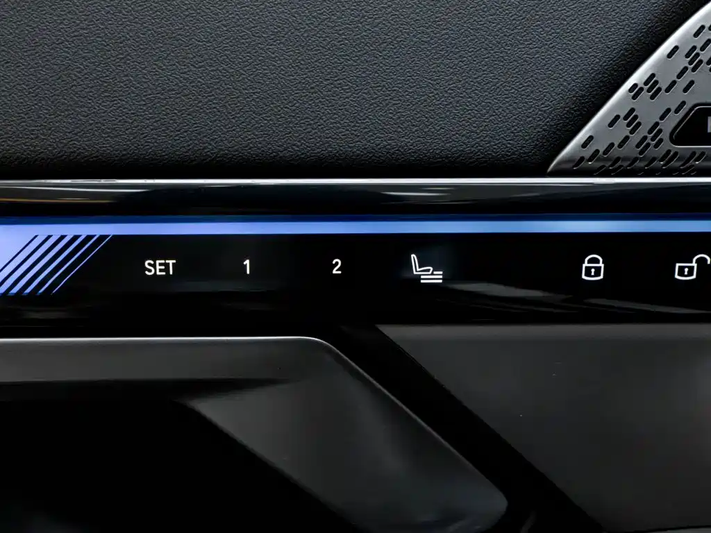 BMW 5 Series — миниатюра 23