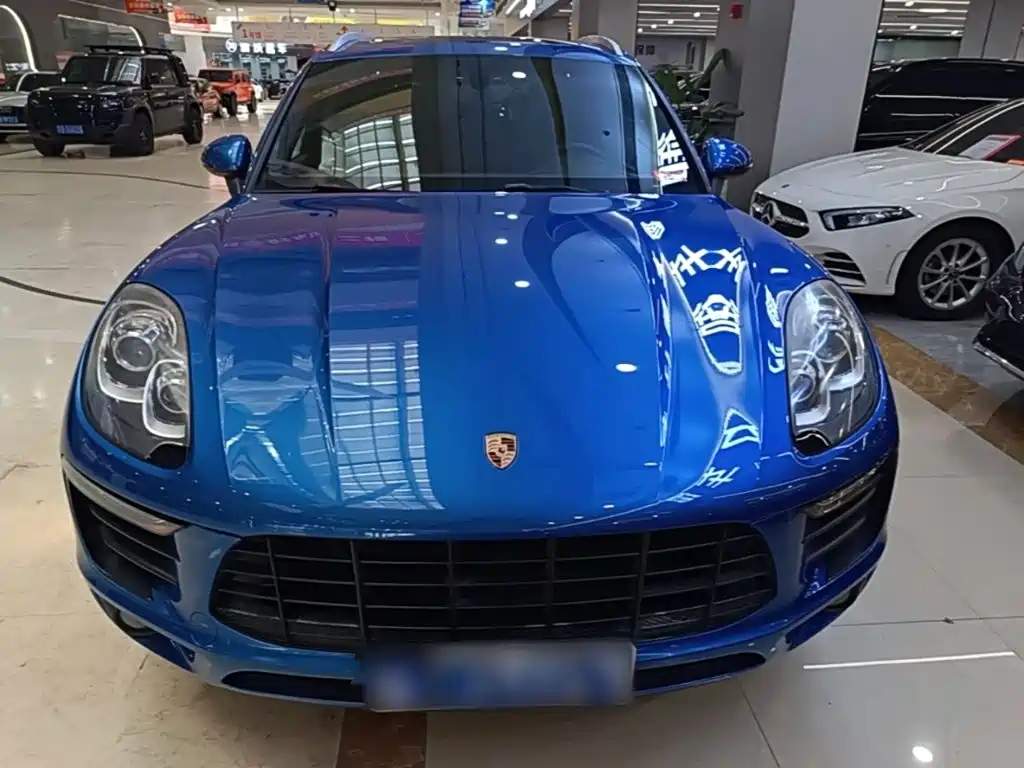 Porsche Macan — миниатюра 3