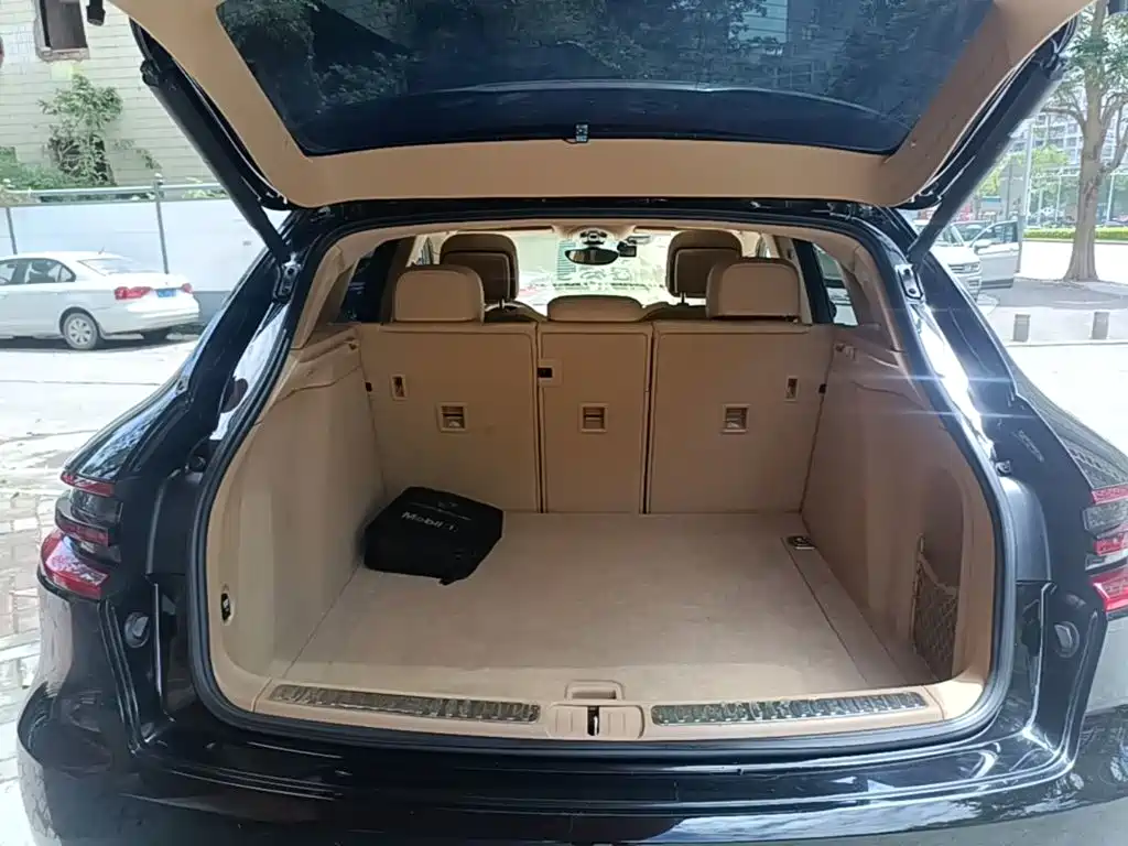 Porsche Macan — миниатюра 19