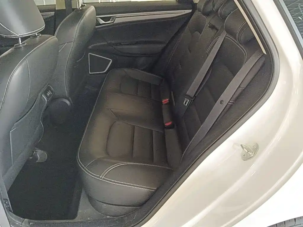 Geely Emgrand GL — миниатюра 17