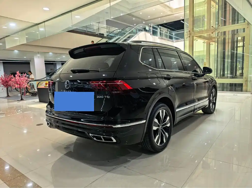Volkswagen Tiguan L — миниатюра 4
