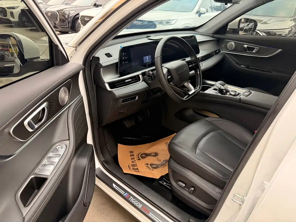 Chery Tiggo 8 PRO — миниатюра 8