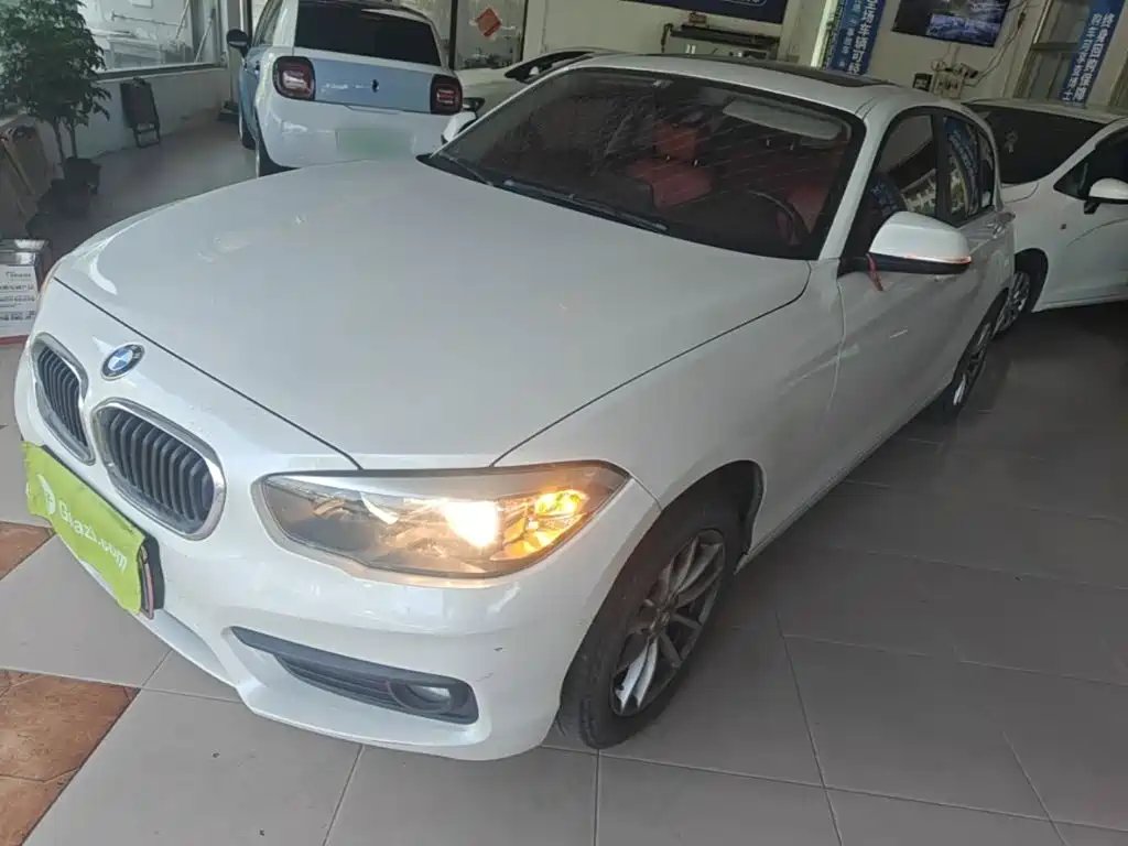 BMW 1 Series (Import)