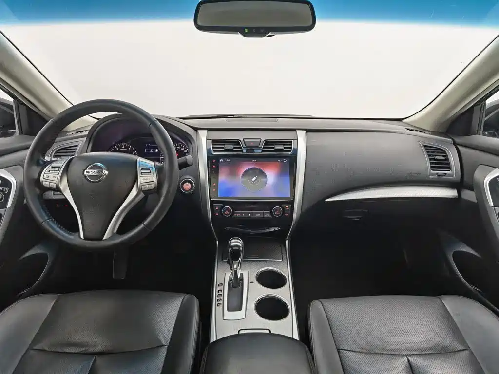 Nissan Teana — миниатюра 5